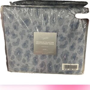 Faux Cashmere Throw - Blue Gray